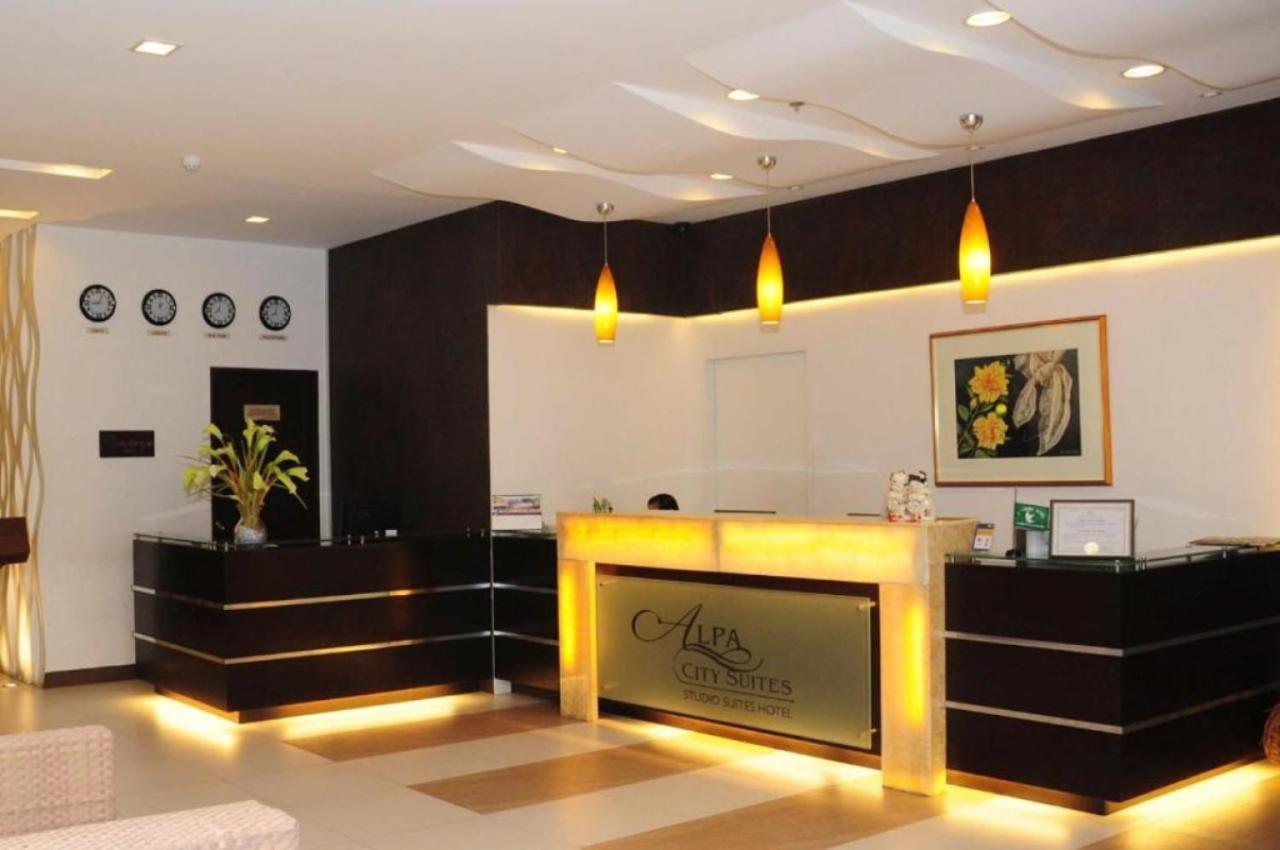 Alpa City Suites Hotel Cebu Exteriör bild