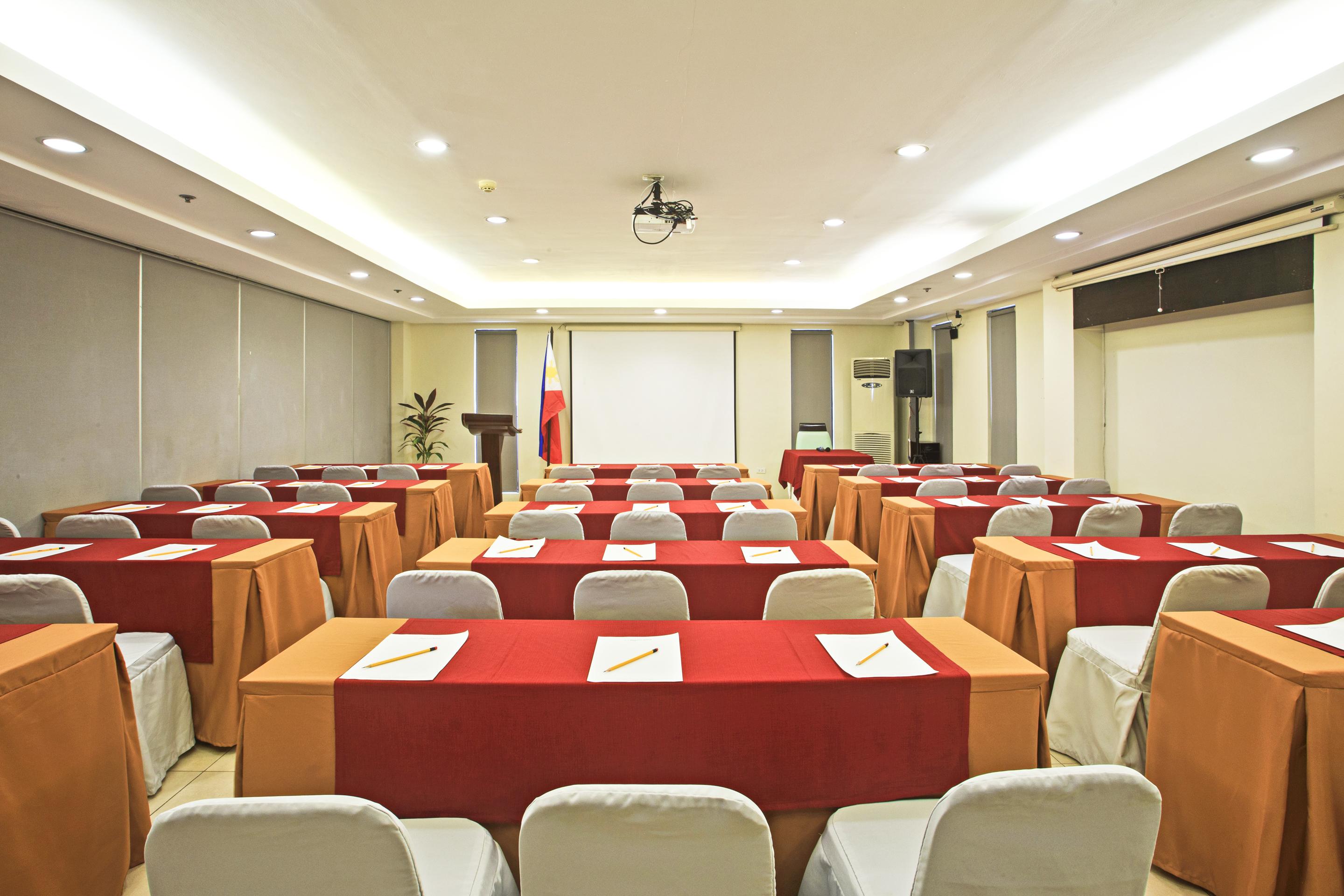 Alpa City Suites Hotel Cebu Exteriör bild