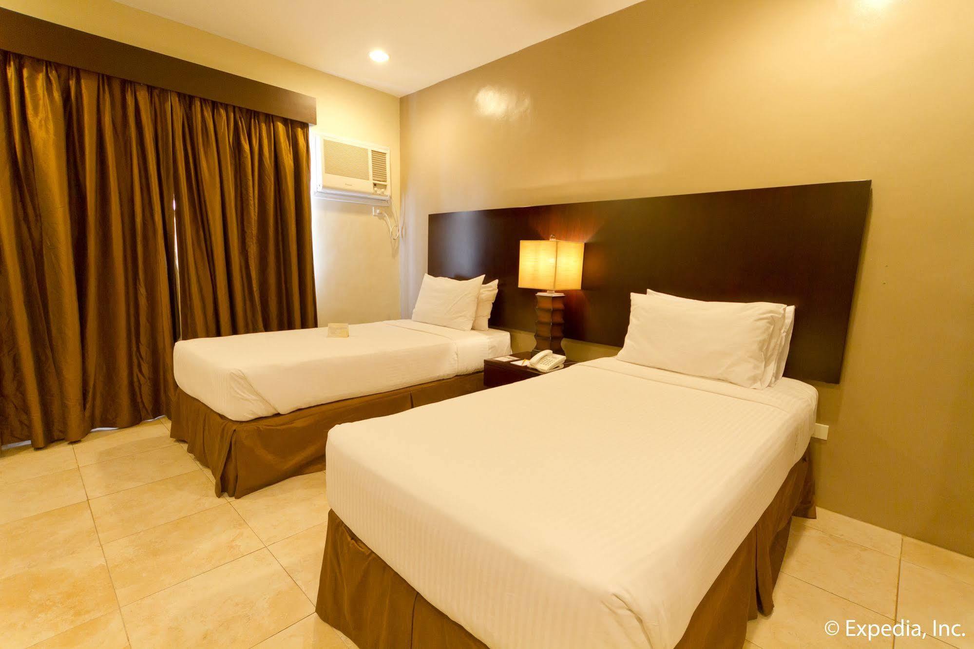 Alpa City Suites Hotel Cebu Exteriör bild